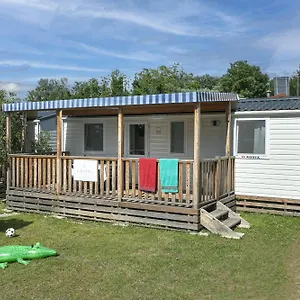 **** Campeggio Albatross Mobile Homes On Cisano&san Vito S. P. A. Italia