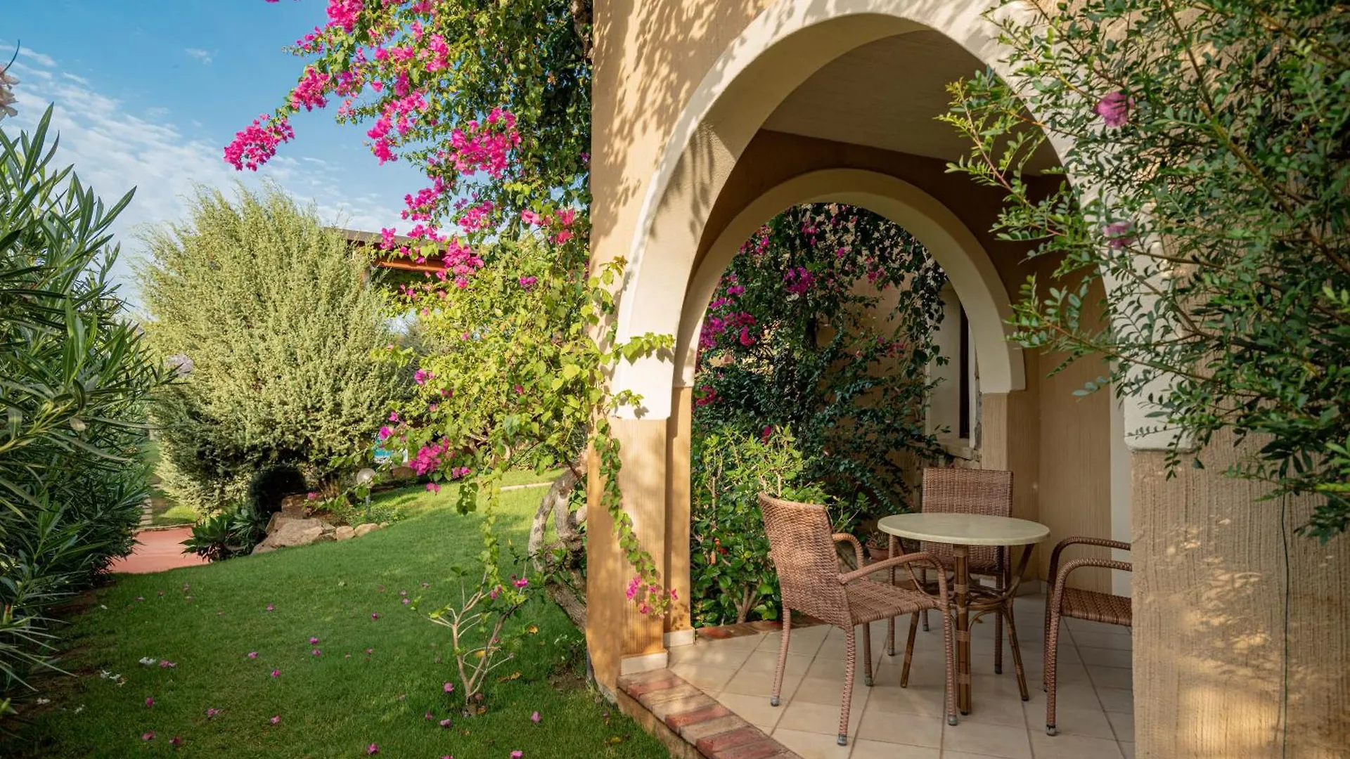 Hotel Mariposas Villasimius 3*,  Italy